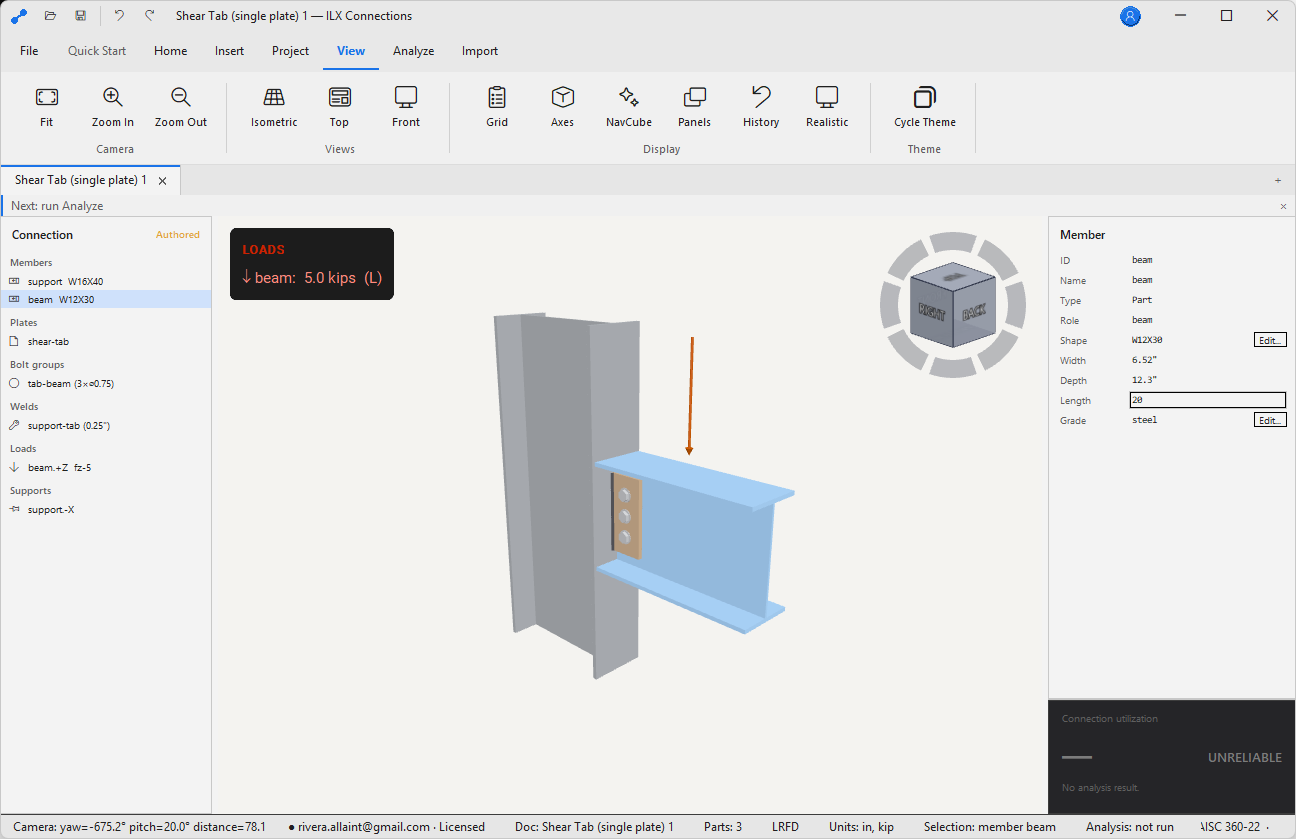 Properties panel showing bolt group parameters with the 3D viewport updating in real time